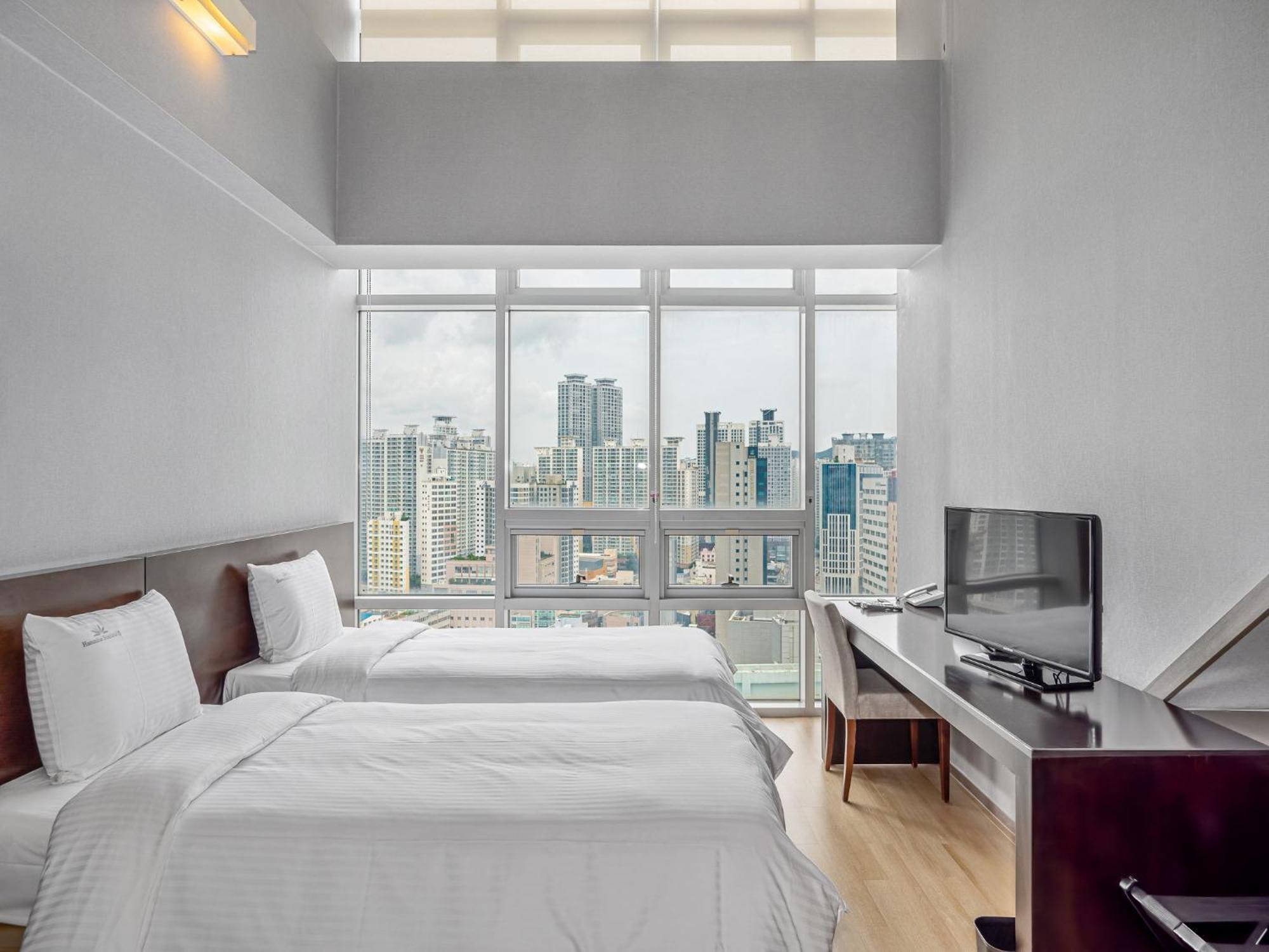 Haeundae Seacloud Hotel Residence Пусан Екстериор снимка
