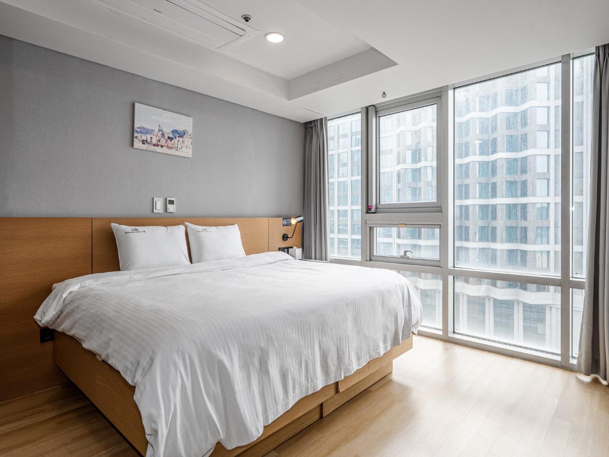 Haeundae Seacloud Hotel Residence Пусан Екстериор снимка