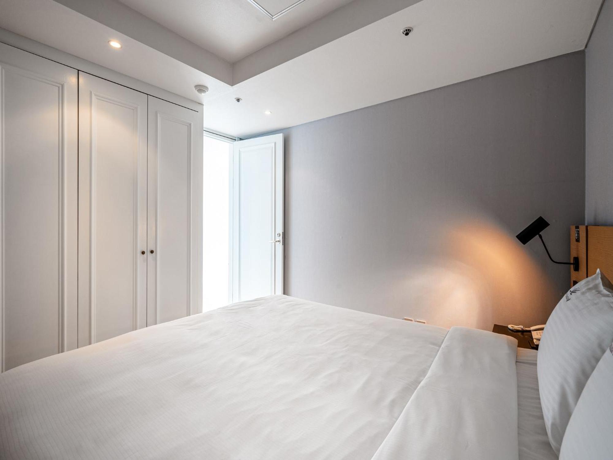 Haeundae Seacloud Hotel Residence Пусан Екстериор снимка