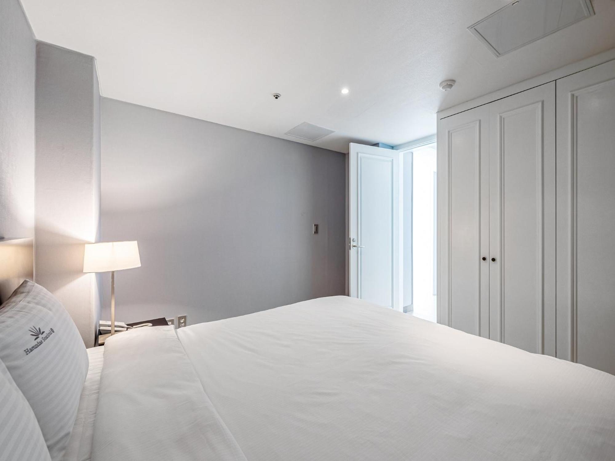 Haeundae Seacloud Hotel Residence Пусан Екстериор снимка