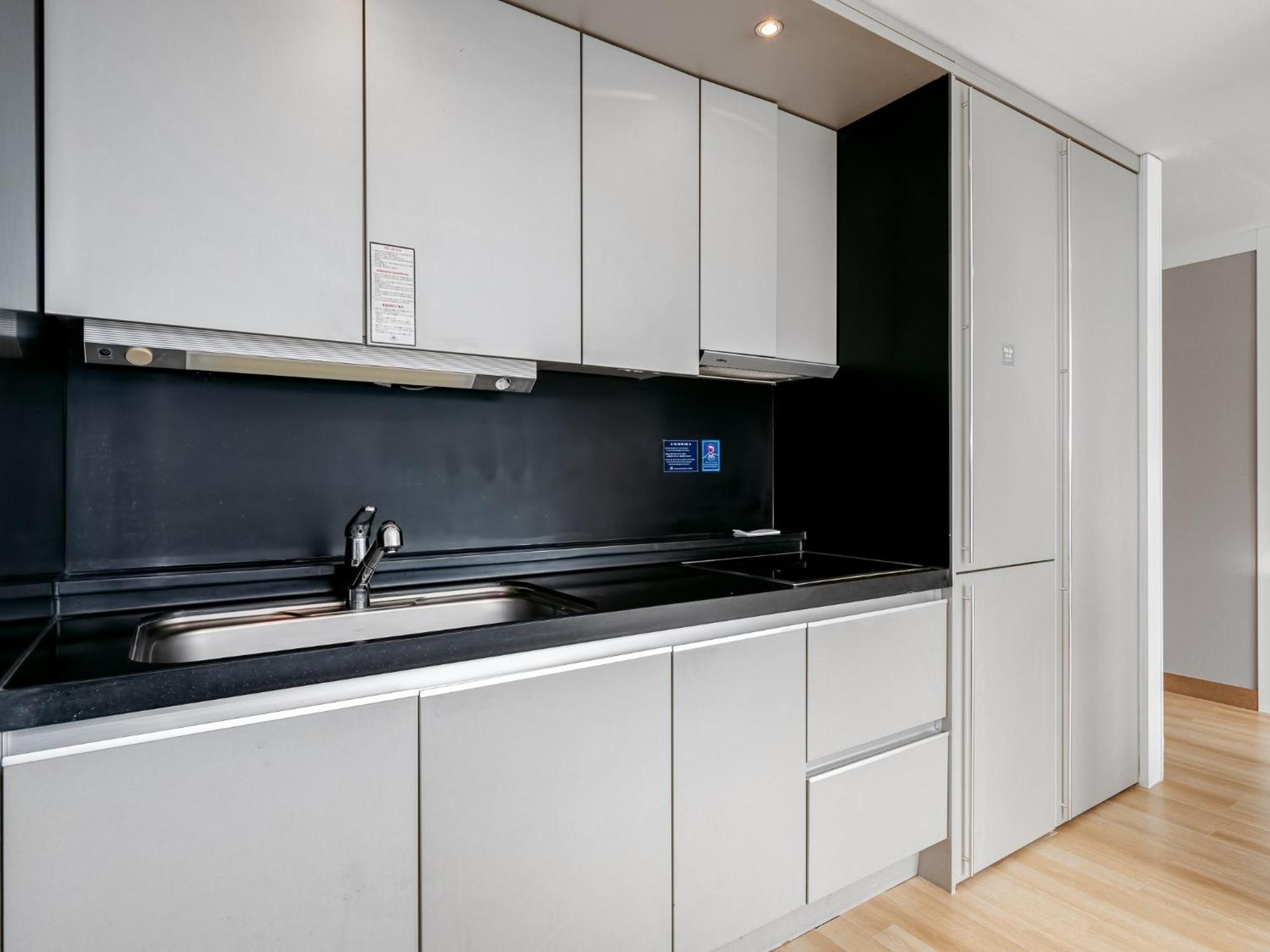 Haeundae Seacloud Hotel Residence Пусан Екстериор снимка