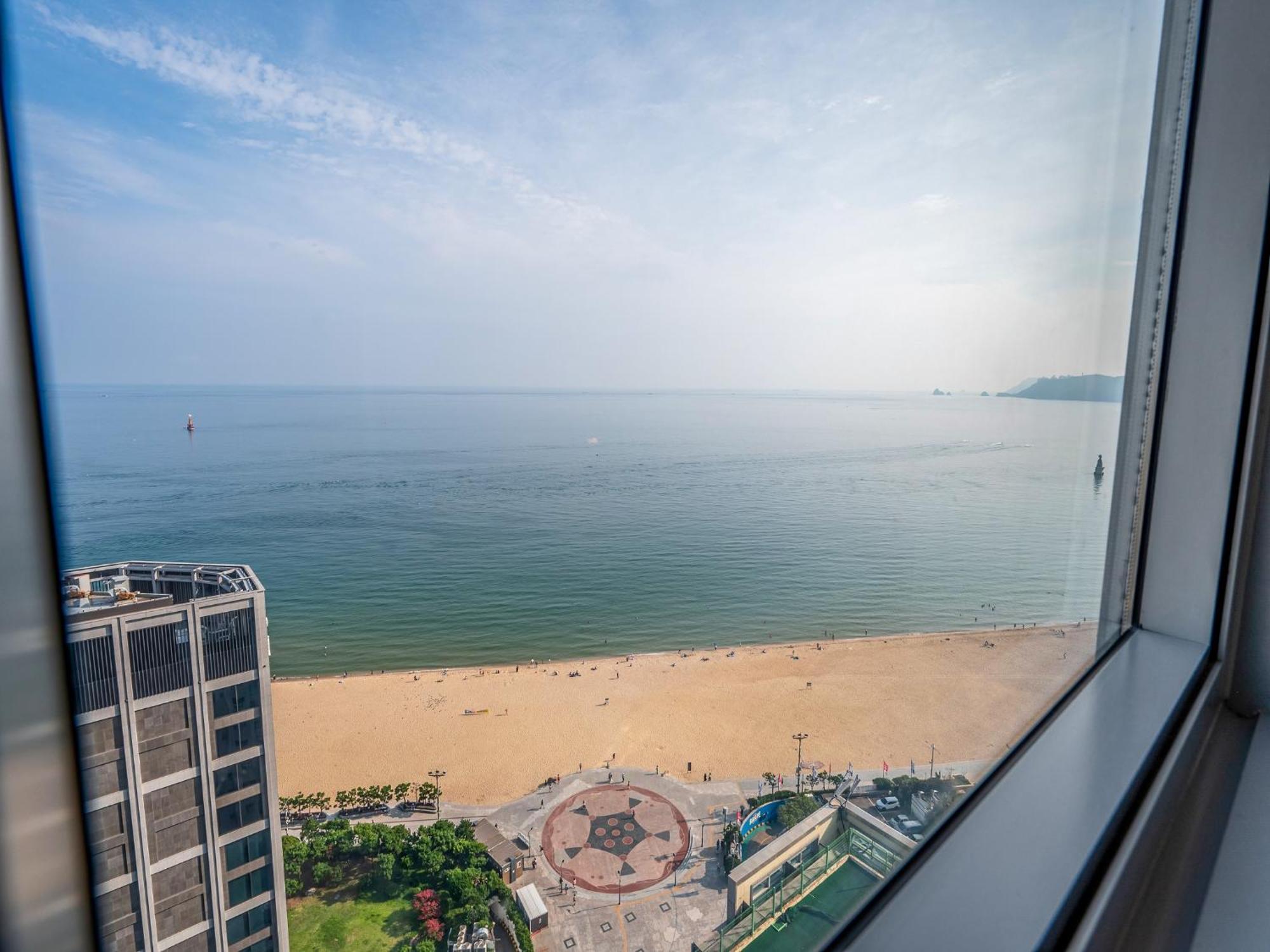 Haeundae Seacloud Hotel Residence Пусан Екстериор снимка